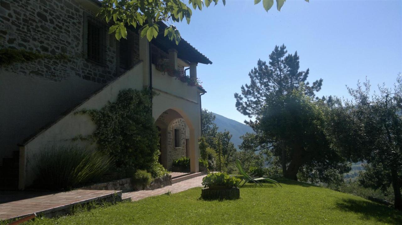 Villa Casale degli ulivi Gualdo Tadino Esterno foto